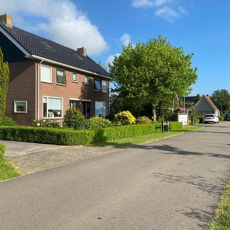 Huis Bij Het Water Met Sloepje Jutrijp エクステリア 写真
