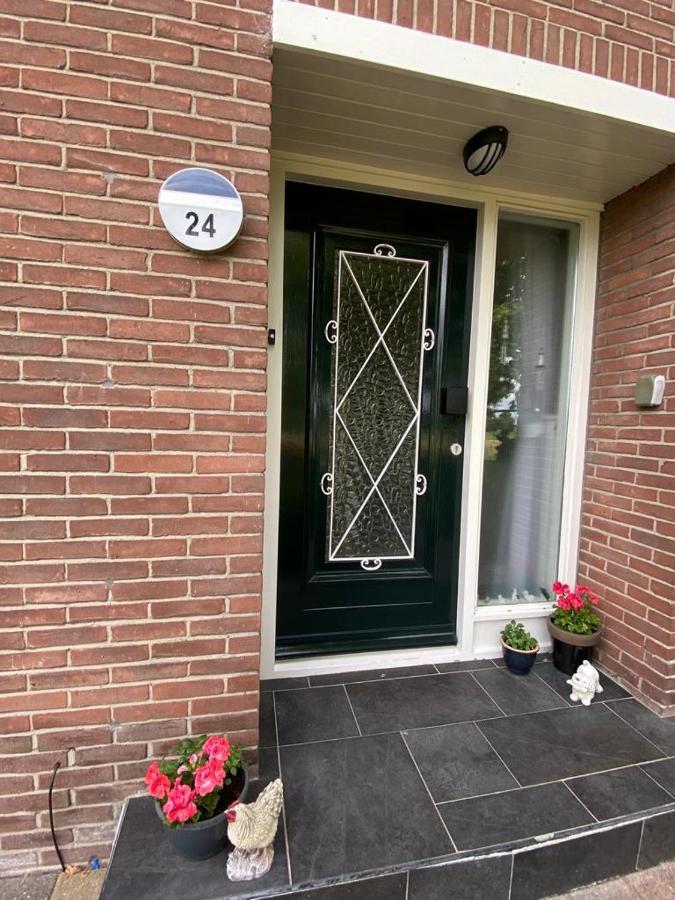 Huis Bij Het Water Met Sloepje Jutrijp エクステリア 写真