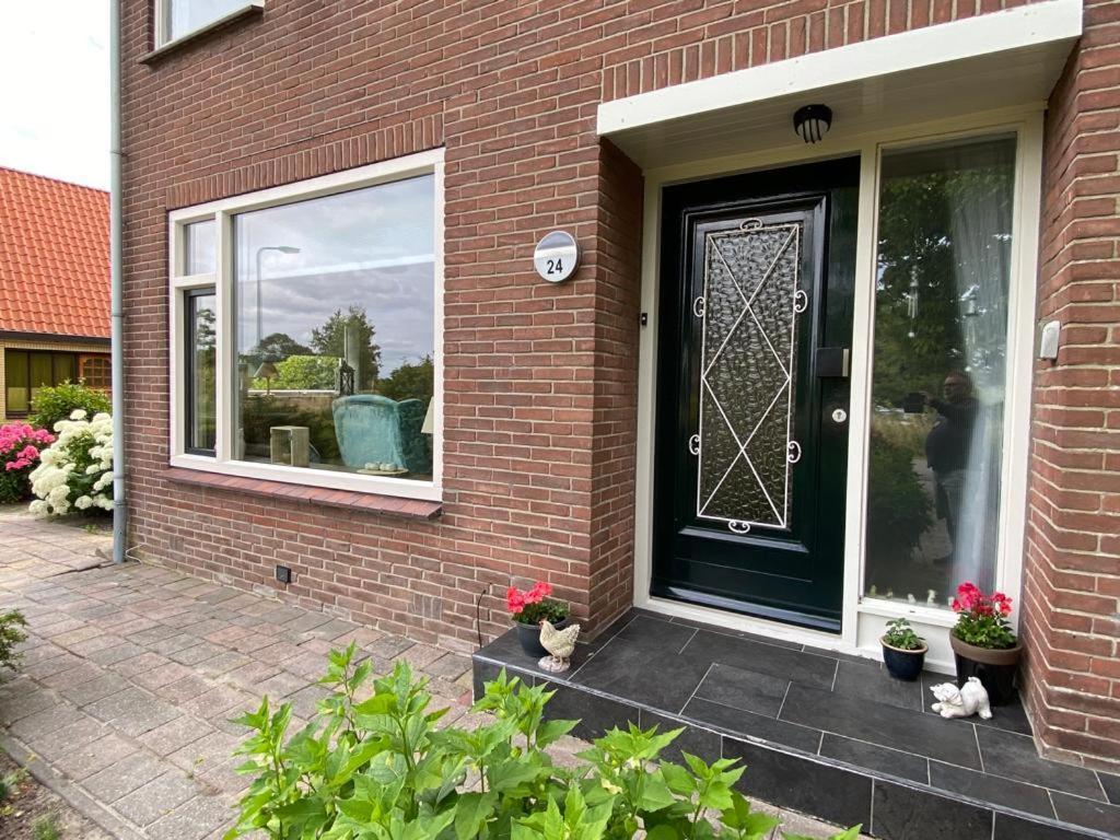 Huis Bij Het Water Met Sloepje Jutrijp エクステリア 写真