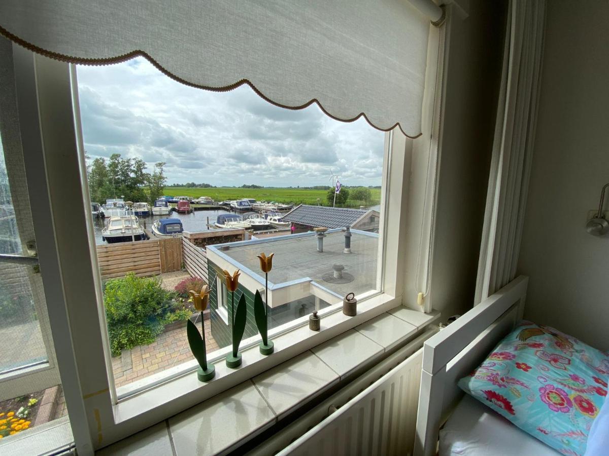 Huis Bij Het Water Met Sloepje Jutrijp エクステリア 写真