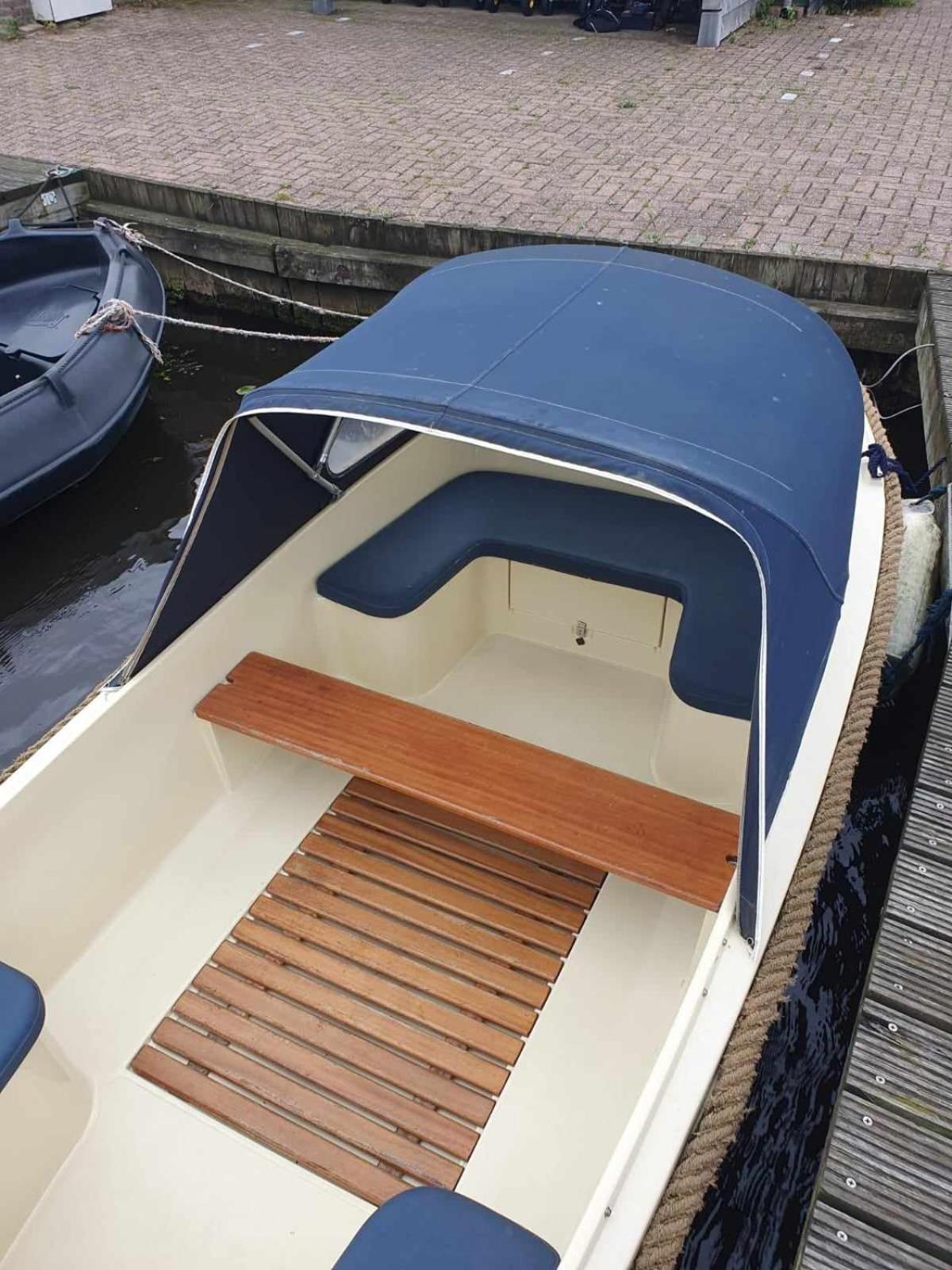Huis Bij Het Water Met Sloepje Jutrijp エクステリア 写真