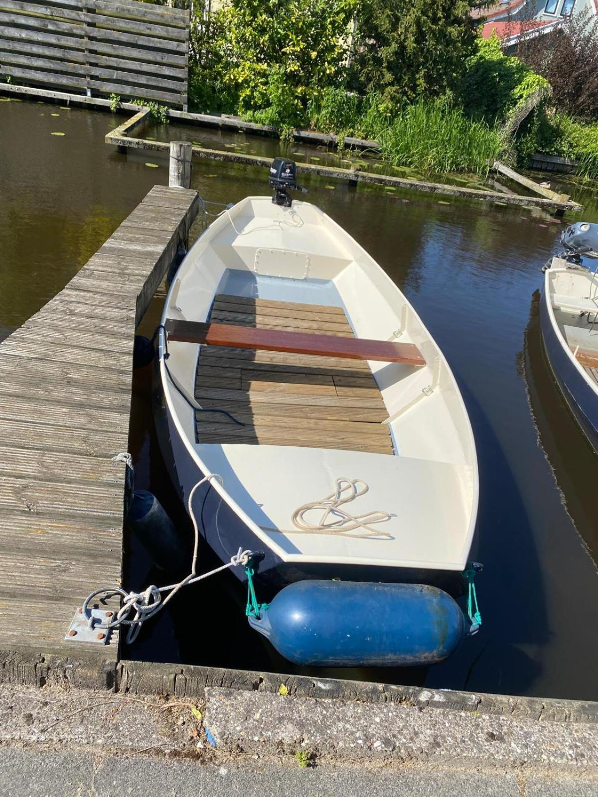 Huis Bij Het Water Met Sloepje Jutrijp エクステリア 写真